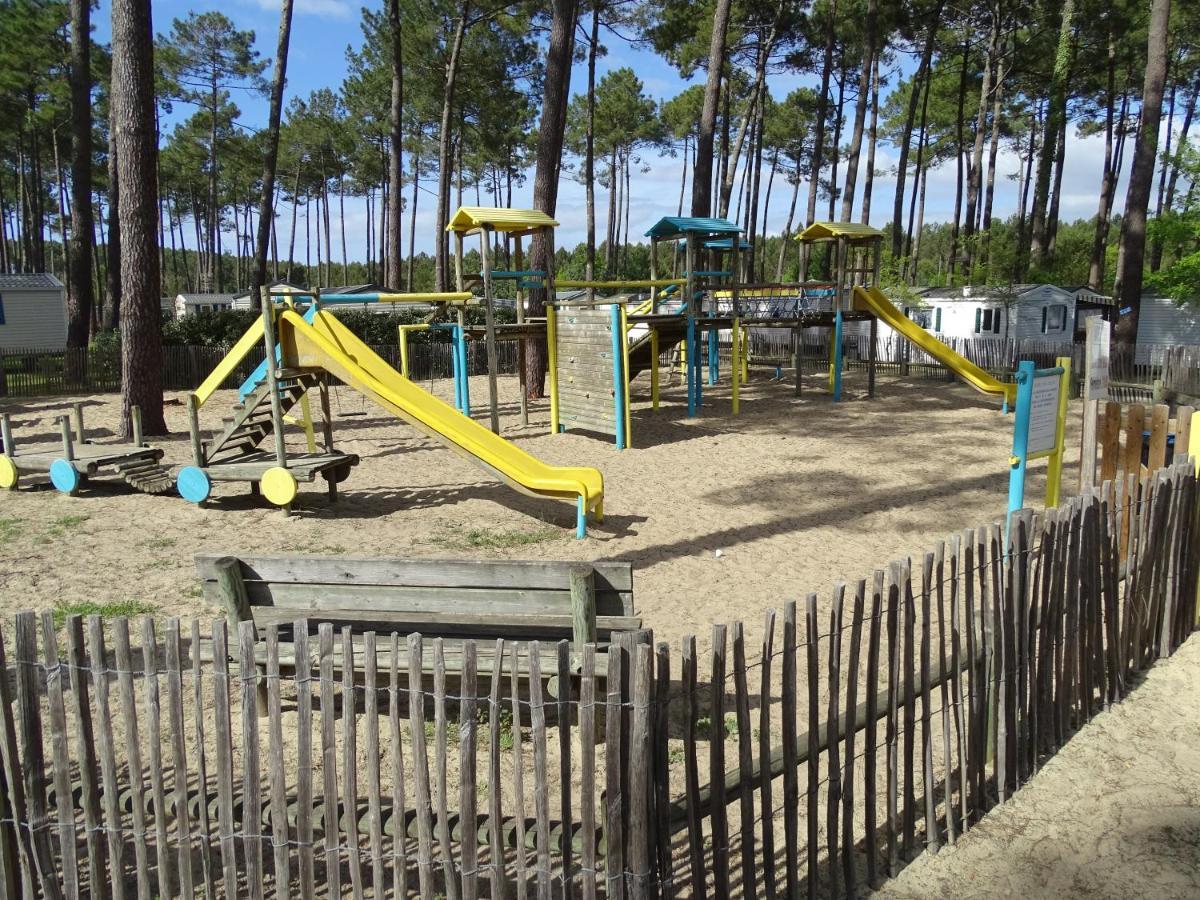 Camping Escape Mobilhome Aux Dunes De Contis *